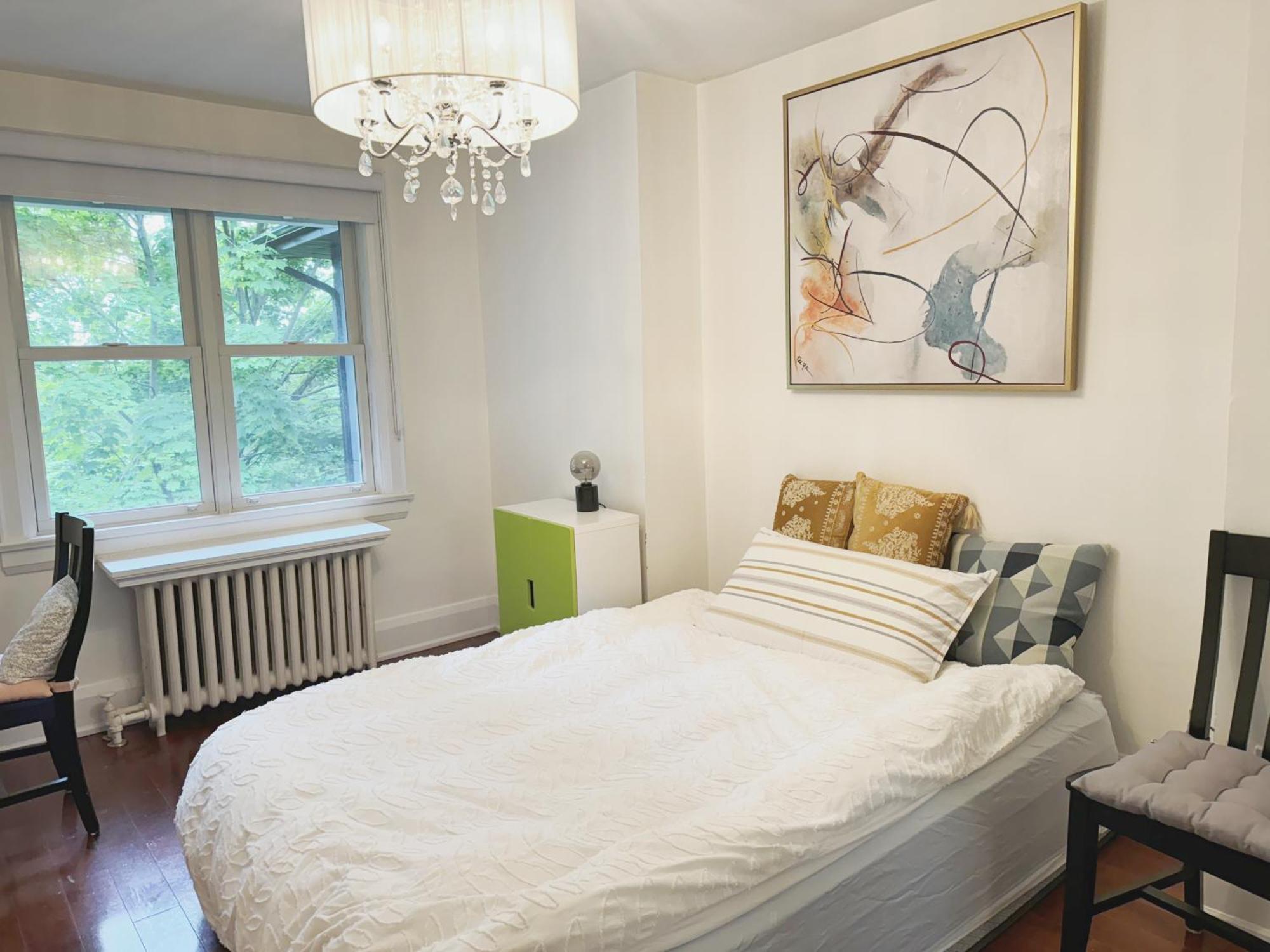 Gasthof A Bright And Tidy Double-bed In Midtown *